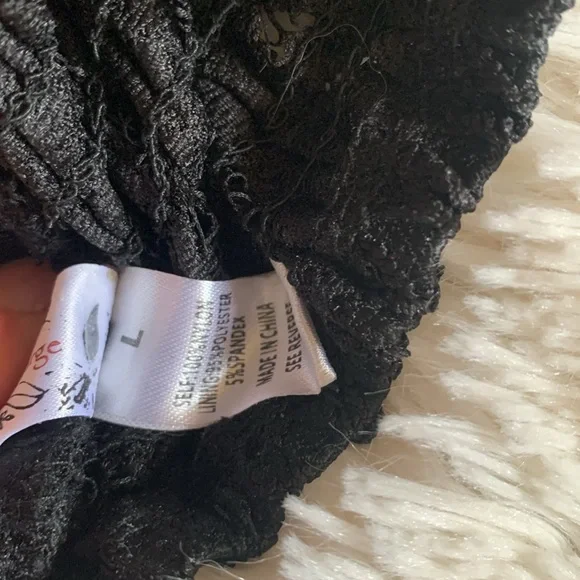 Wishlist Black Bra Size Large - Picture 5 of 5
